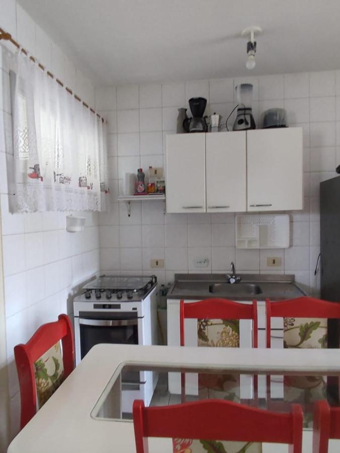 Apartamento Praia グァラトゥバ エクステリア 写真